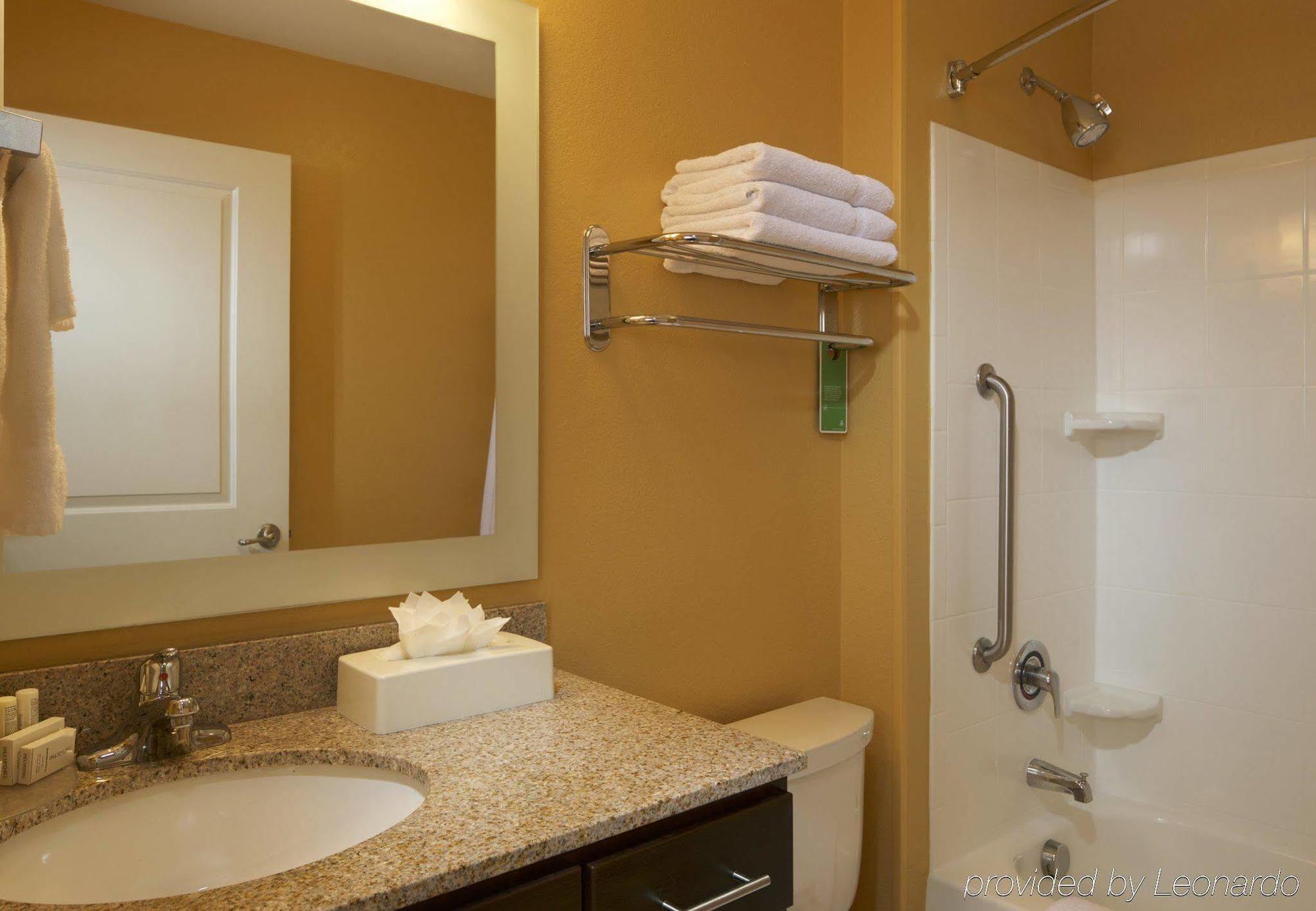 Towneplace Suites By Marriott Jacksonville Exterior foto